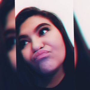 Meet your Posher, Justine